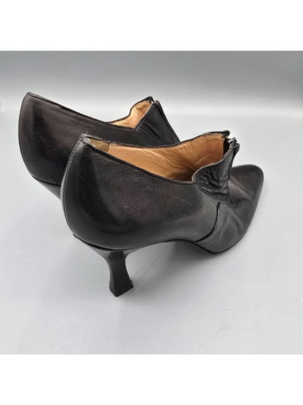 Vintage 1980s Maud Frizon Paris Black Leather Zip-Front Ankle Pumps (7.5B) - Picture 11 of 16